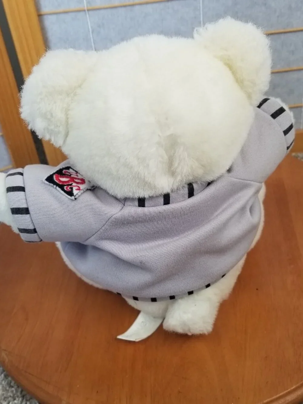 Benetton White Bear in Sweater 10